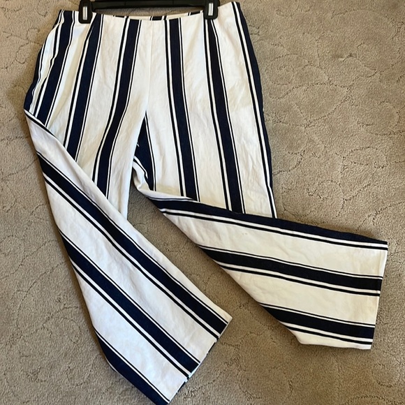 Escada Denim - 😎 Escada Vintage Sport capri. Navy stripes. Bought around 2000 by me in Niemans